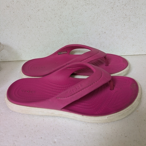 Crocs Pink Flip Flops - Picture 1 of 5